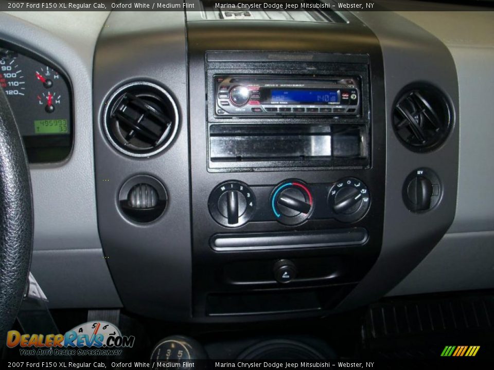 2007 Ford F150 XL Regular Cab Oxford White / Medium Flint Photo #3