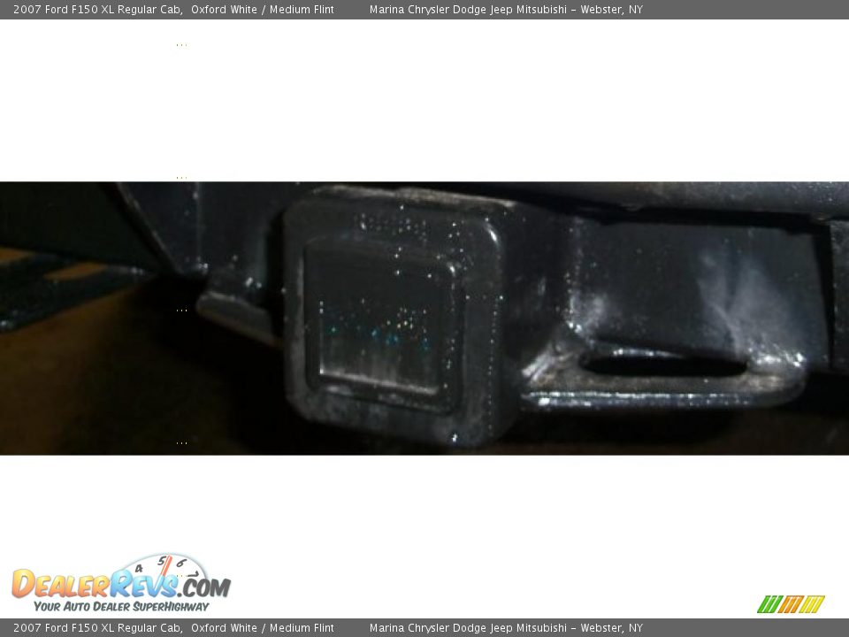 2007 Ford F150 XL Regular Cab Oxford White / Medium Flint Photo #5