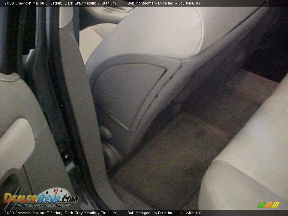 2009 Chevrolet Malibu LT Sedan Dark Gray Metallic / Titanium Photo #19