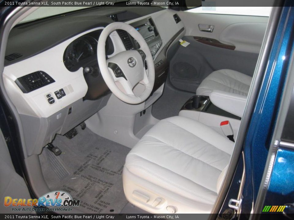 2011 Toyota Sienna XLE South Pacific Blue Pearl / Light Gray Photo #2