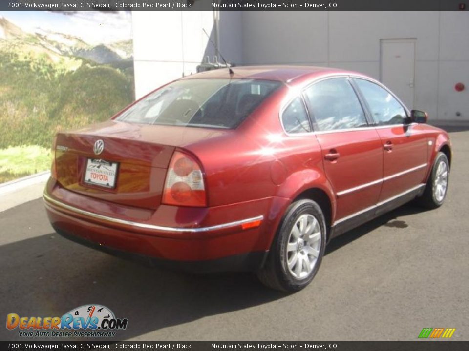 2001 Volkswagen Passat GLS Sedan Colorado Red Pearl / Black Photo #3