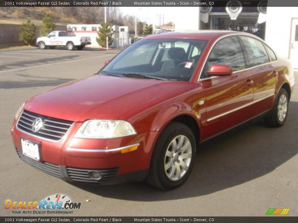 2001 Volkswagen Passat GLS Sedan Colorado Red Pearl / Black Photo #6