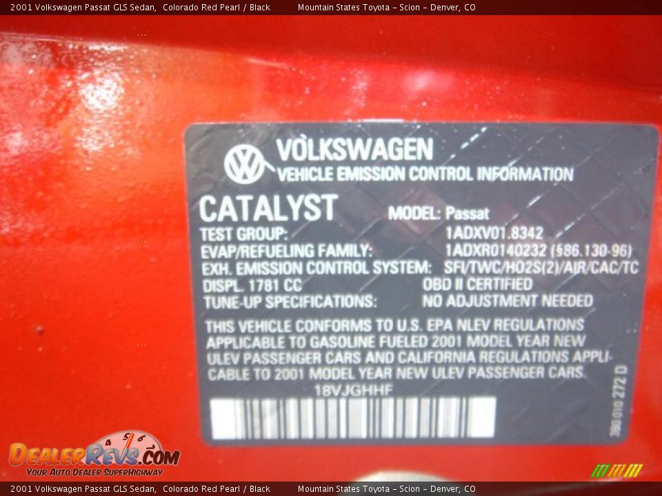 2001 Volkswagen Passat GLS Sedan Colorado Red Pearl / Black Photo #14