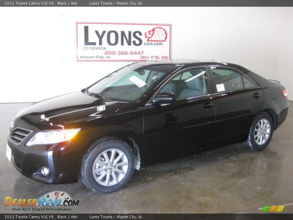 2011 Toyota Camry XLE V6 Black / Ash Photo #1