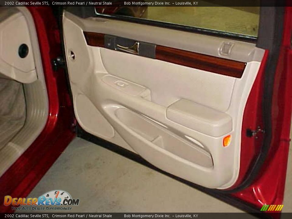 2002 Cadillac Seville STS Crimson Red Pearl / Neutral Shale Photo #6