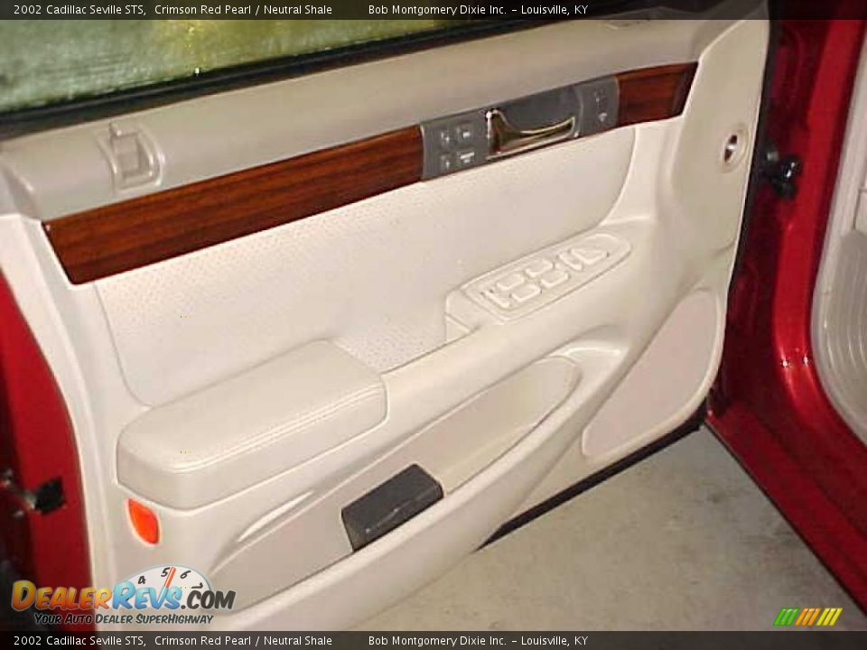 2002 Cadillac Seville STS Crimson Red Pearl / Neutral Shale Photo #14