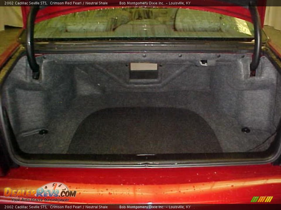 2002 Cadillac Seville STS Crimson Red Pearl / Neutral Shale Photo #20
