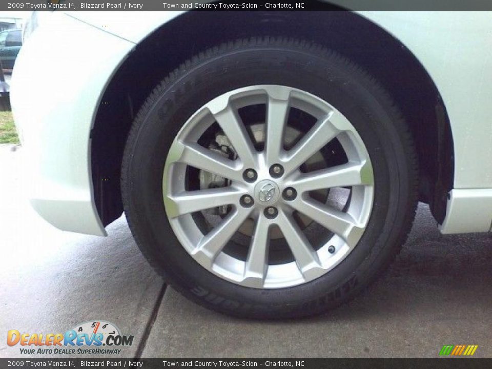 2009 Toyota Venza I4 Blizzard Pearl / Ivory Photo #3