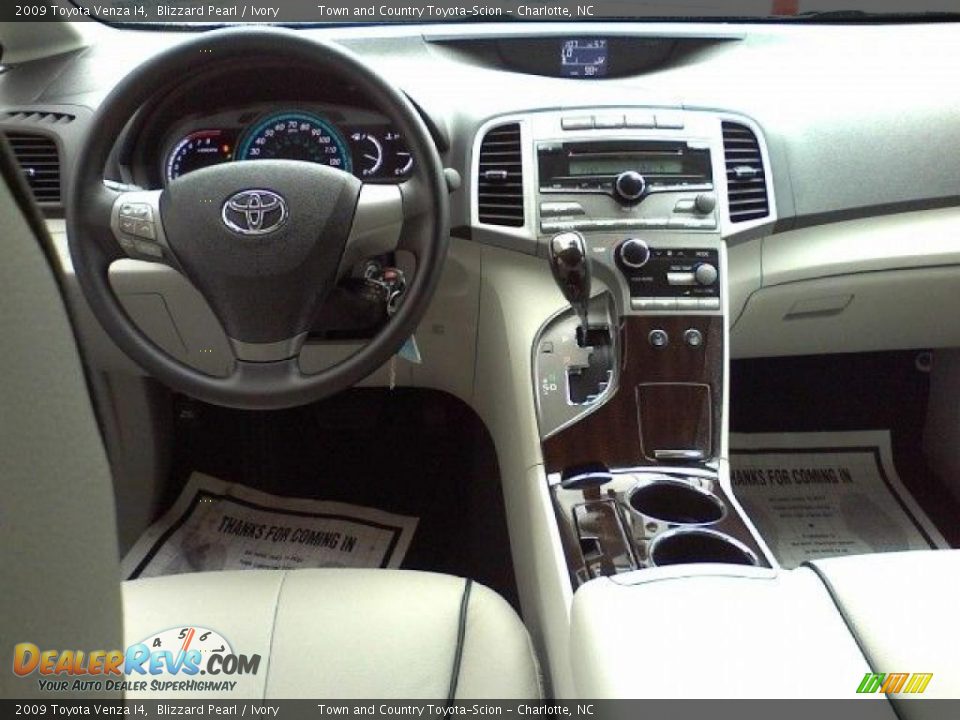 2009 Toyota Venza I4 Blizzard Pearl / Ivory Photo #5