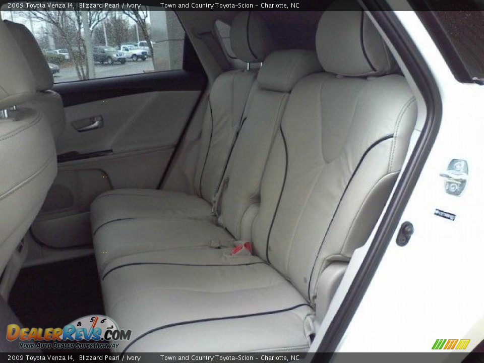 2009 Toyota Venza I4 Blizzard Pearl / Ivory Photo #7