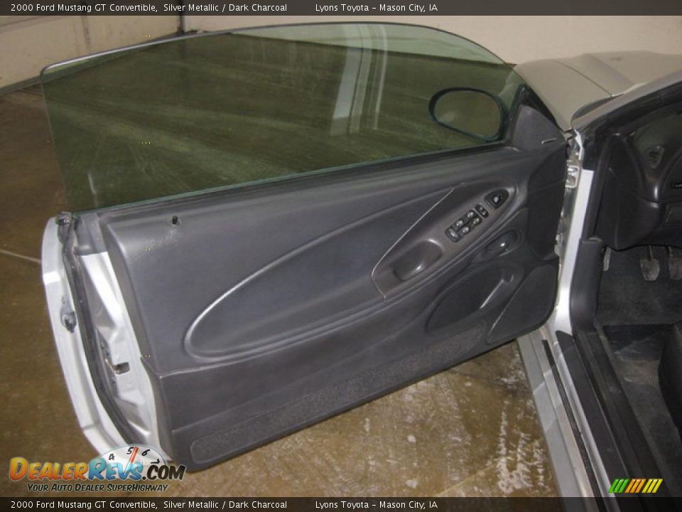 2000 Ford Mustang GT Convertible Silver Metallic / Dark Charcoal Photo #12