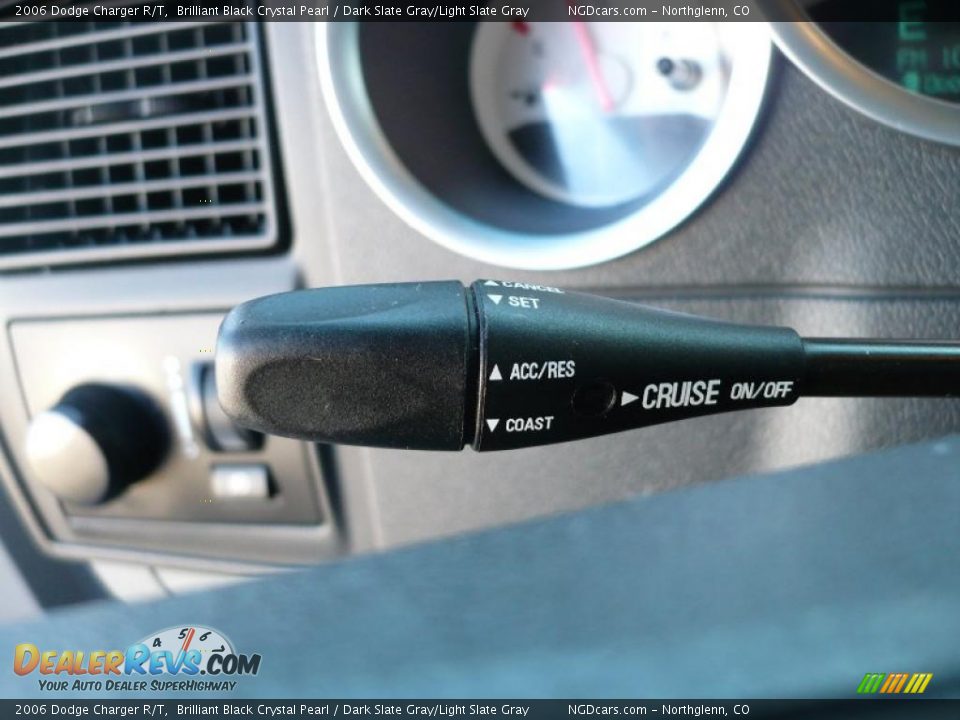 2006 Dodge Charger R/T Brilliant Black Crystal Pearl / Dark Slate Gray/Light Slate Gray Photo #19