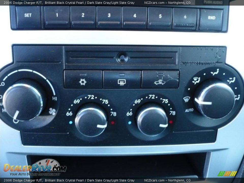 2006 Dodge Charger R/T Brilliant Black Crystal Pearl / Dark Slate Gray/Light Slate Gray Photo #23