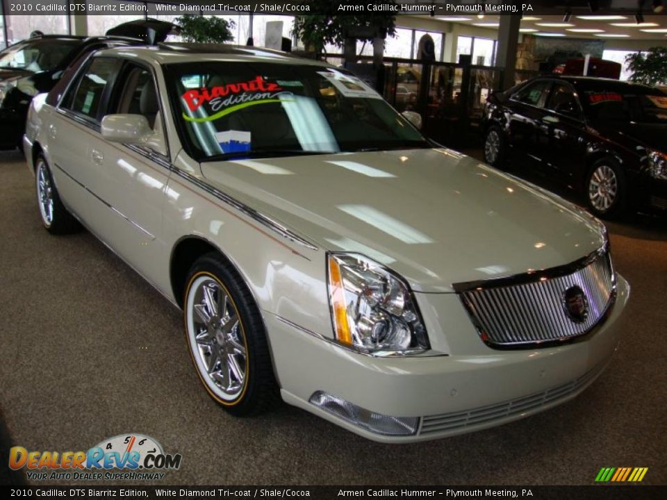 2010 Cadillac DTS Biarritz Edition White Diamond Tri-coat / Shale/Cocoa Photo #4