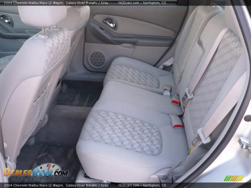 2004 Chevrolet Malibu Maxx LS Wagon Galaxy Silver Metallic / Gray Photo #10