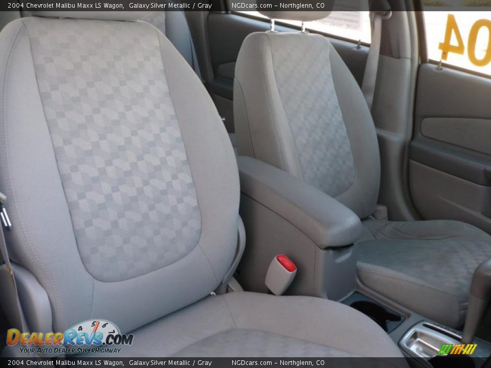 2004 Chevrolet Malibu Maxx LS Wagon Galaxy Silver Metallic / Gray Photo #12