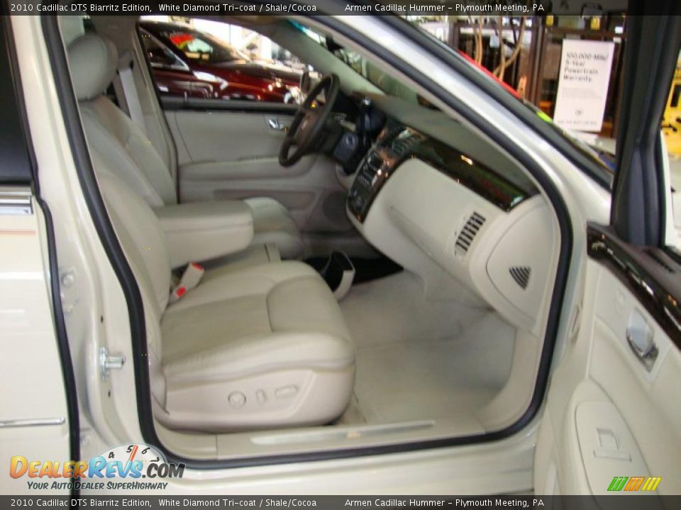 2010 Cadillac DTS Biarritz Edition White Diamond Tri-coat / Shale/Cocoa Photo #19