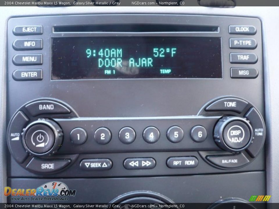 2004 Chevrolet Malibu Maxx LS Wagon Galaxy Silver Metallic / Gray Photo #23