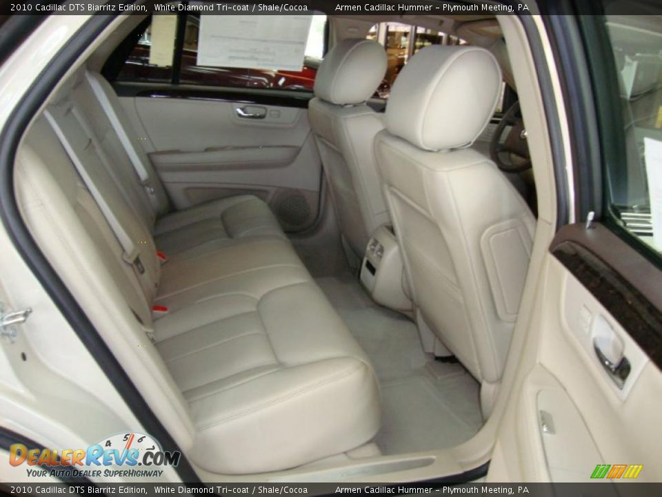 2010 Cadillac DTS Biarritz Edition White Diamond Tri-coat / Shale/Cocoa Photo #21