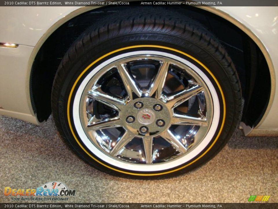 2010 Cadillac DTS Biarritz Edition White Diamond Tri-coat / Shale/Cocoa Photo #27
