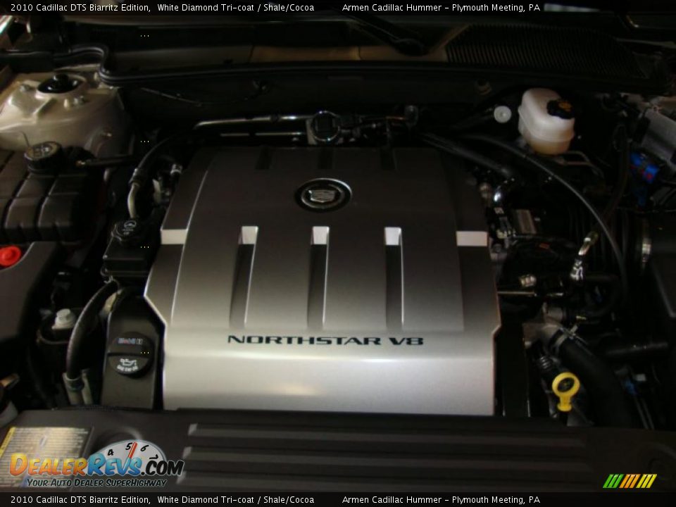 2010 Cadillac DTS Biarritz Edition White Diamond Tri-coat / Shale/Cocoa Photo #28