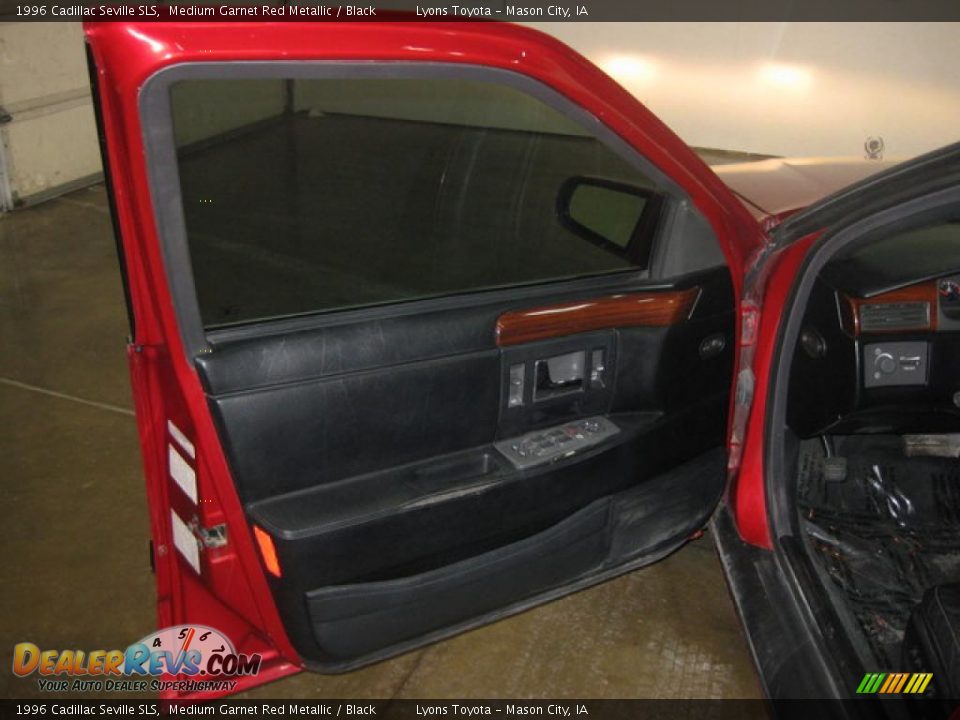 1996 Cadillac Seville SLS Medium Garnet Red Metallic / Black Photo #13