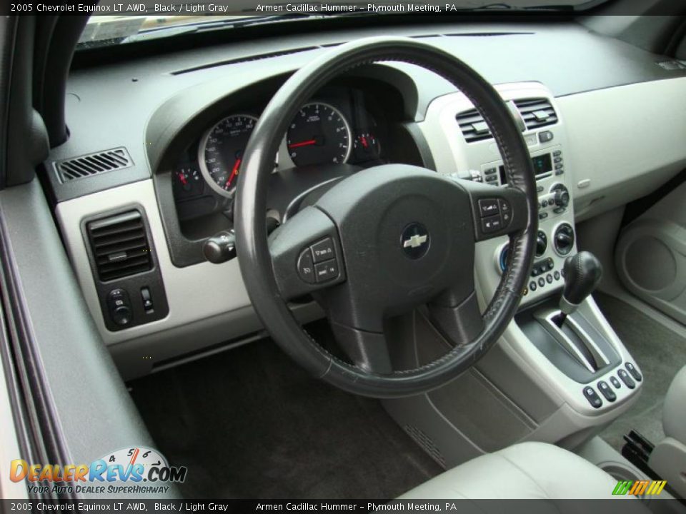 2005 Chevrolet Equinox LT AWD Black / Light Gray Photo #11