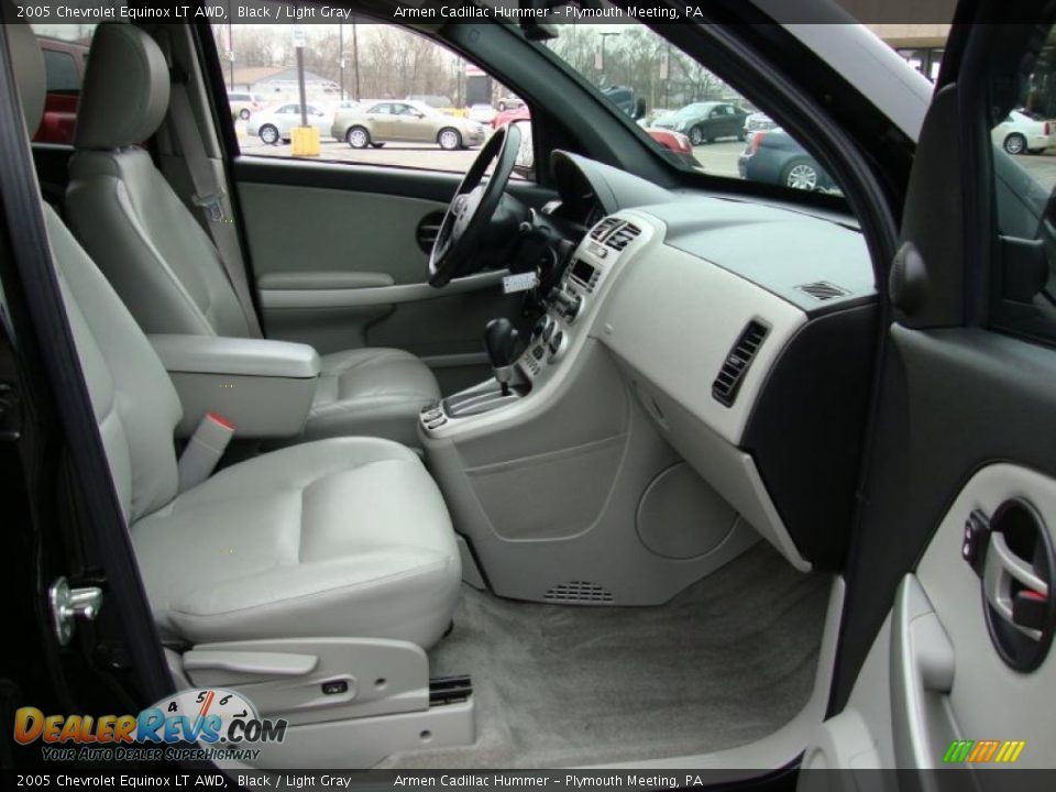 2005 Chevrolet Equinox LT AWD Black / Light Gray Photo #17