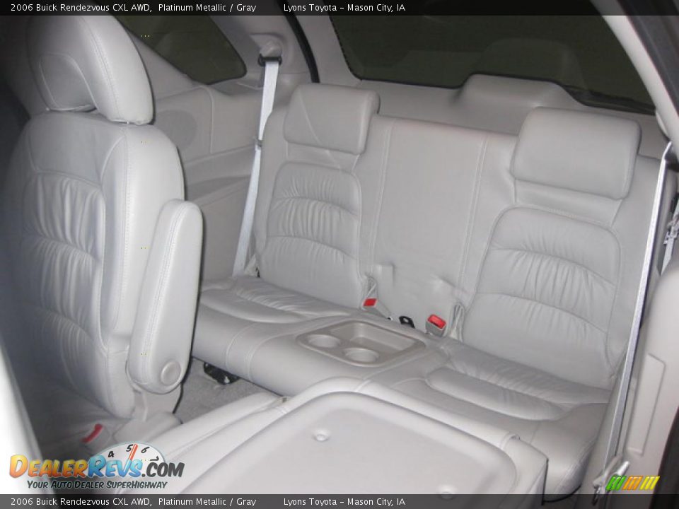 2006 Buick Rendezvous CXL AWD Platinum Metallic / Gray Photo #9