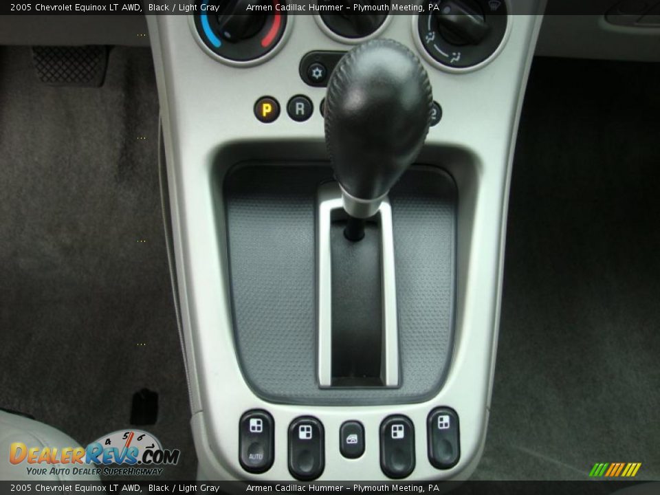 2005 Chevrolet Equinox LT AWD Black / Light Gray Photo #31