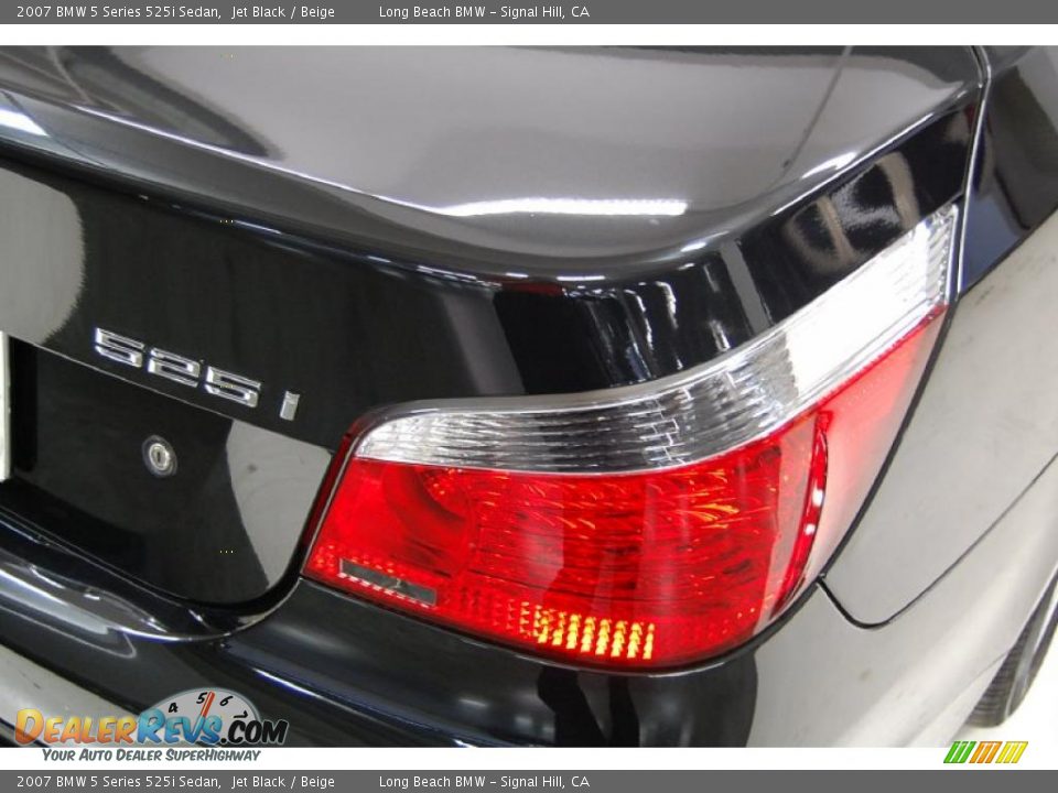 2007 BMW 5 Series 525i Sedan Jet Black / Beige Photo #8