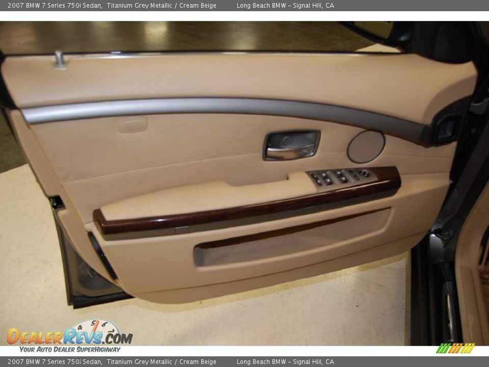 2007 BMW 7 Series 750i Sedan Titanium Grey Metallic / Cream Beige Photo #20