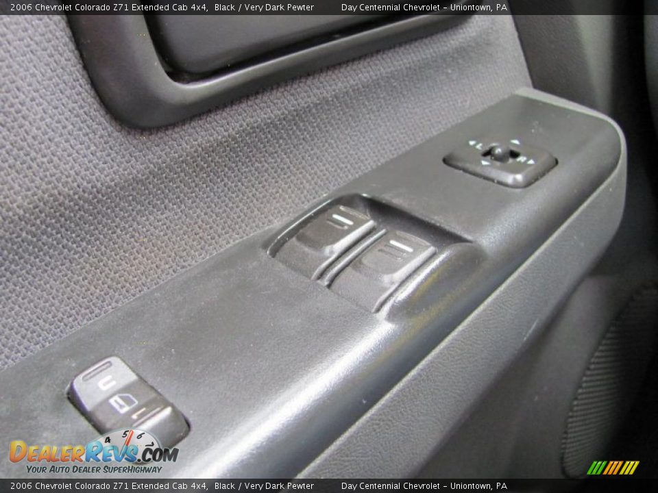 2006 Chevrolet Colorado Z71 Extended Cab 4x4 Black / Very Dark Pewter Photo #8