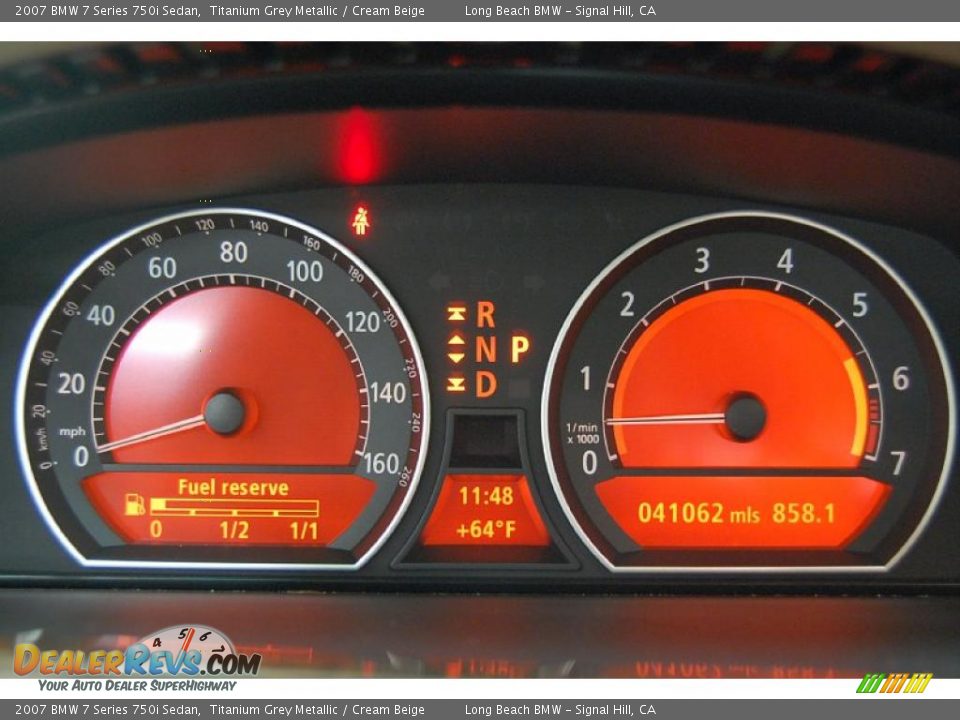 2007 BMW 7 Series 750i Sedan Titanium Grey Metallic / Cream Beige Photo #27