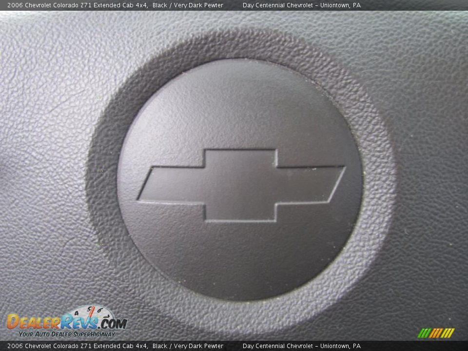 2006 Chevrolet Colorado Z71 Extended Cab 4x4 Black / Very Dark Pewter Photo #14
