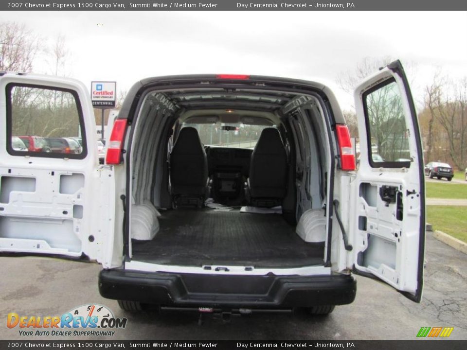 2007 Chevrolet Express 1500 Cargo Van Summit White / Medium Pewter Photo #10