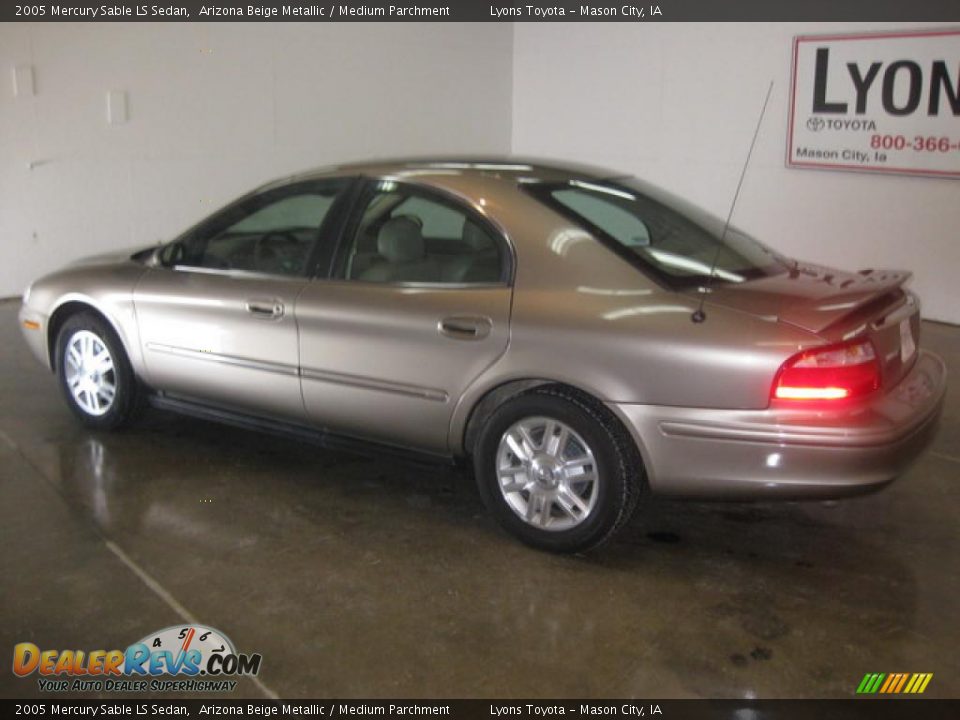 2005 Mercury Sable LS Sedan Arizona Beige Metallic / Medium Parchment Photo #5