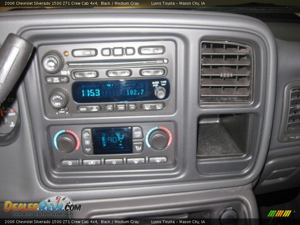 2006 Chevrolet Silverado 1500 Z71 Crew Cab 4x4 Black / Medium Gray Photo #13
