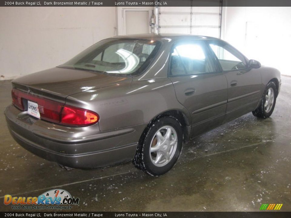 2004 Buick Regal LS Dark Bronzemist Metallic / Taupe Photo #4