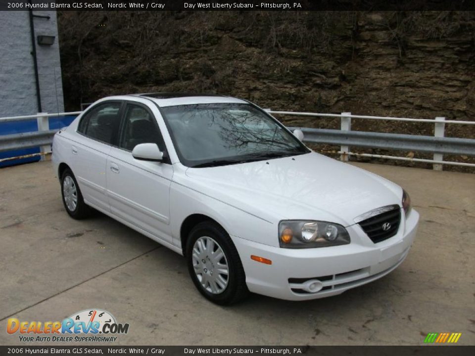 2006 Hyundai Elantra GLS Sedan Nordic White / Gray Photo #2