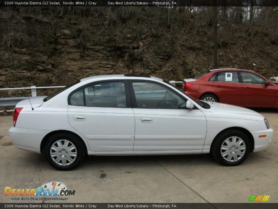 2006 Hyundai Elantra GLS Sedan Nordic White / Gray Photo #3