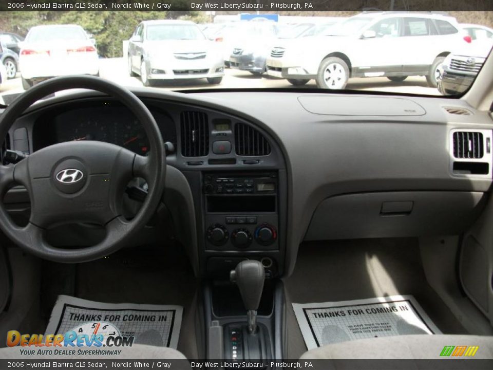2006 Hyundai Elantra GLS Sedan Nordic White / Gray Photo #10