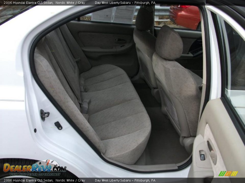 2006 Hyundai Elantra GLS Sedan Nordic White / Gray Photo #12