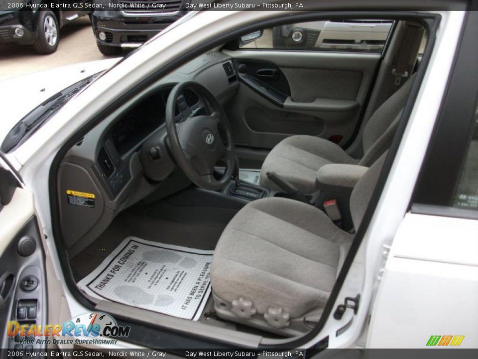 2006 Hyundai Elantra GLS Sedan Nordic White / Gray Photo #14