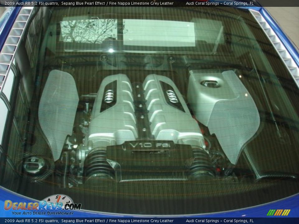 2009 Audi R8 5.2 FSI quattro 5.2 Liter FSI DOHC 40-Valve VVT V10 Engine Engine Photo #5