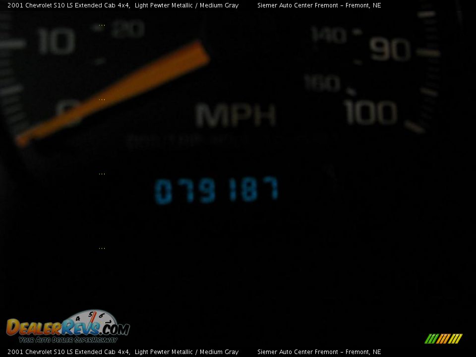 2001 Chevrolet S10 LS Extended Cab 4x4 Light Pewter Metallic / Medium Gray Photo #29