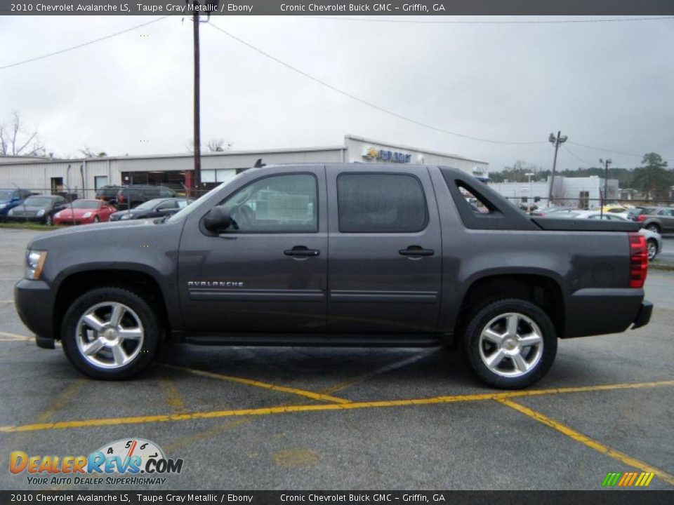 2010 Chevrolet Avalanche LS Taupe Gray Metallic / Ebony Photo #2