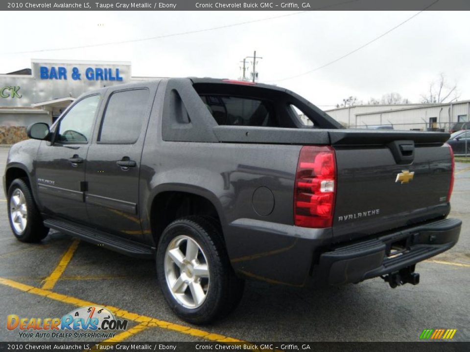 2010 Chevrolet Avalanche LS Taupe Gray Metallic / Ebony Photo #3
