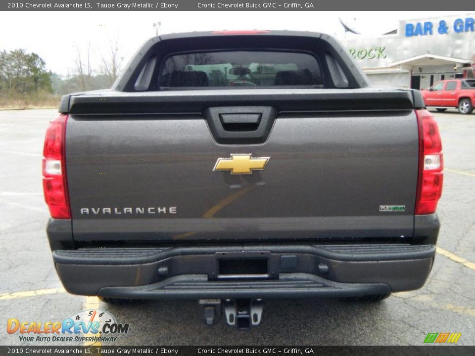 2010 Chevrolet Avalanche LS Taupe Gray Metallic / Ebony Photo #4