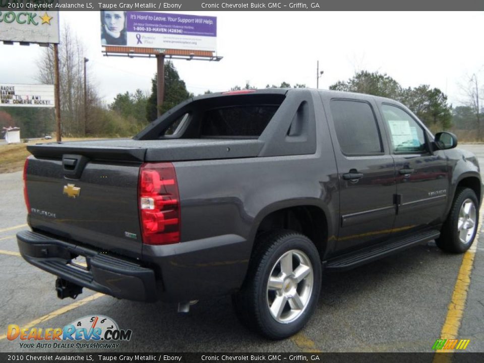 2010 Chevrolet Avalanche LS Taupe Gray Metallic / Ebony Photo #5